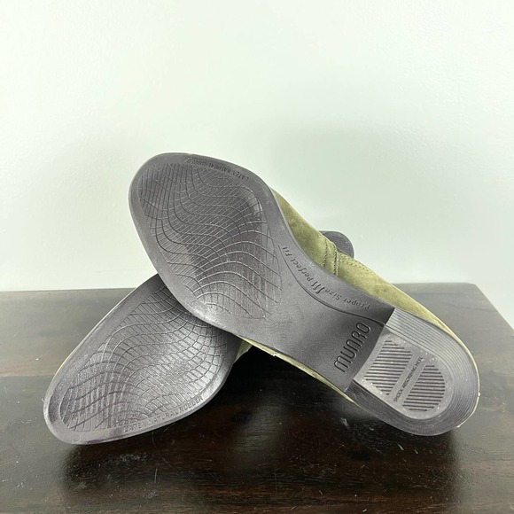 MUNRO JESSIE HEELED NUBUCK LEATHER BOOTIES HERB GREEN SIZE 6M NEW WITHOUT BOX - Picture 11 of 12
